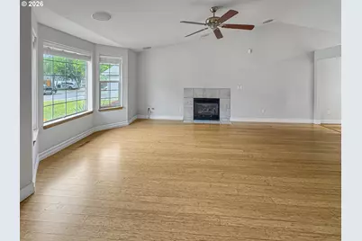 5209 NE 25th Pl, Vancouver, WA 98663 - Photo 2