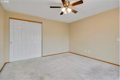 682 SE 70th Ct, Hillsboro, OR 97123 - Photo 36