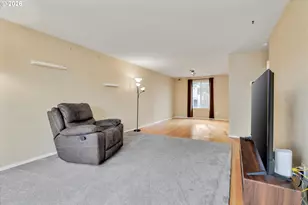 682 SE 70th Ct, Hillsboro, OR 97123 - Photo 16