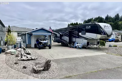3 Pond Ln, Lakeside, OR 97449 - Photo 1