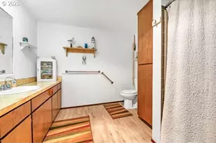 320 Timothy St, Junction City, OR 97448 - Photo 22