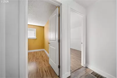 9818 NE 14th St, Vancouver, WA 98660 - Photo 14