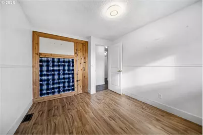 9818 NE 14th St, Vancouver, WA 98660 - Photo 18