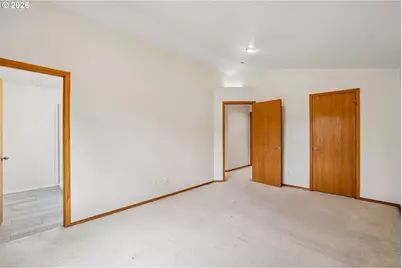 6886 SE Reedville Creek Dr, Hillsboro, OR 97123 - Photo 14