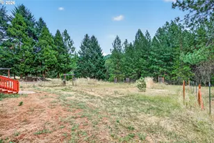 530 Ingalls Ln, Wilderville, OR 97543 - Photo 32