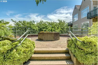 225 S Montgomery St #ES-10, Portland, OR 97201 - Photo 36