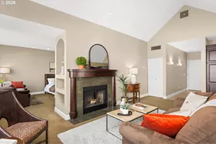 225 S Montgomery St, Portland, OR 97201 - Photo 10