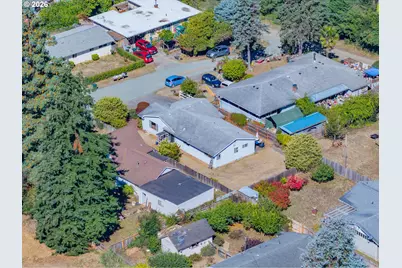 1546 N Dean St, Coquille, OR 97423 - Photo 34