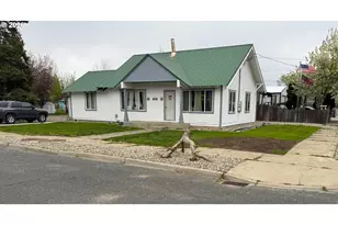 1220 Valley Ave, Baker City, OR 97814 - Photo 2