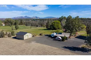 2097 NW Helmholtz Way, Redmond, OR 97756 - Photo 42