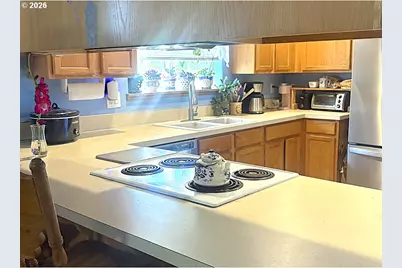 1642 SE Cortland Ave, Dallas, OR 97338 - Photo 14