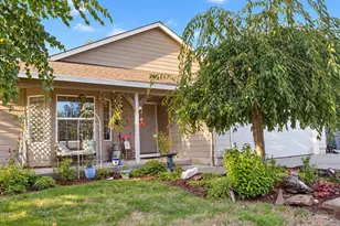 1642 SE Cortland Ave, Dallas, OR 97338 - Photo 2
