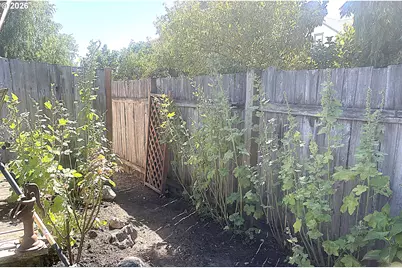 1642 SE Cortland Ave, Dallas, OR 97338 - Photo 28