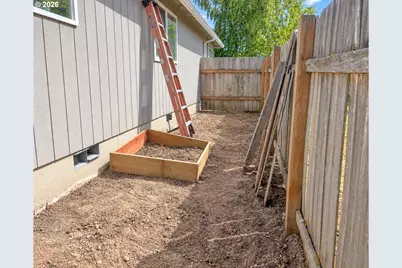 1642 SE Cortland Ave, Dallas, OR 97338 - Photo 20