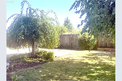1642 SE Cortland Ave, Dallas, OR 97338 - Photo 6