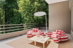 2725 SW Sherwood Dr, Portland, OR 97201 - Photo 16