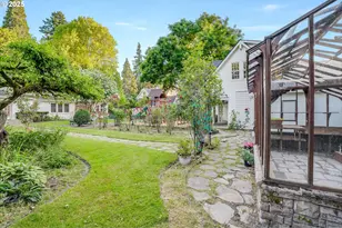 629 SE St Andrews Dr, Portland, OR 97202 - Photo 44