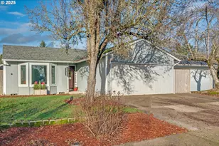 2215 E Oak Dr, Newberg, OR 97132 - Photo 2