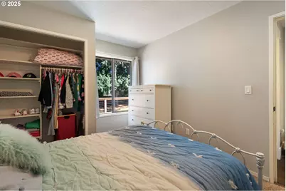 12245 SE Quietwoods St, Happy Valley, OR 97086 - Photo 26