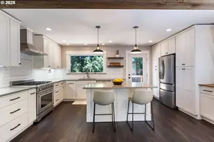 12245 SE Quietwoods St, Happy Valley, OR 97086 - Photo 12