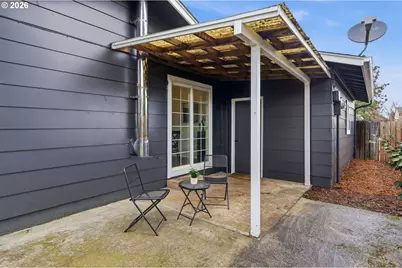 1745 E Grover Ave, Cottage Grove, OR 97424 - Photo 30