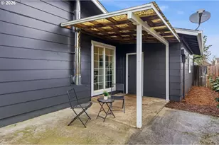 1745 E Grover Ave, Cottage Grove, OR 97424 - Photo 30