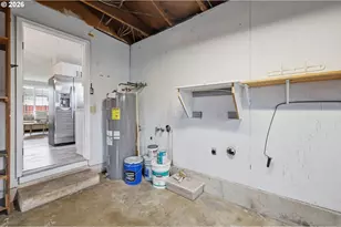 1745 E Grover Ave, Cottage Grove, OR 97424 - Photo 26