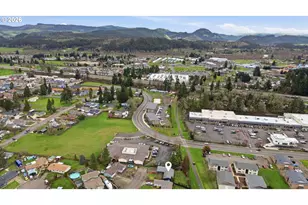 1745 E Grover Ave, Cottage Grove, OR 97424 - Photo 42