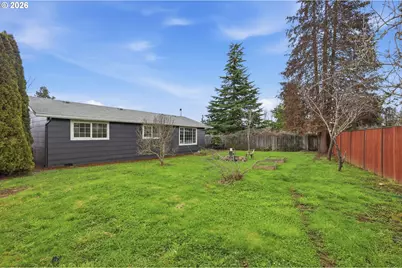 1745 E Grover Ave, Cottage Grove, OR 97424 - Photo 38