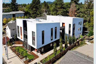 9757 SE Holgate Blvd, Portland, OR 97266 - Photo 1