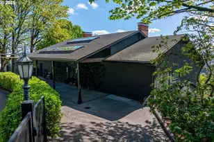 1636 SW Vista Ave, Portland, OR 97201 - Photo 4