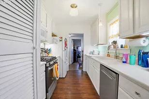 789 Hall St, Woodburn, OR 97071 - Photo 8