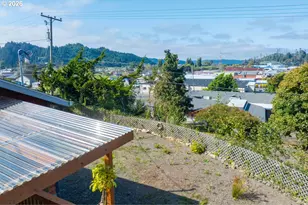 442 Elm Ave, Reedsport, OR 97467 - Photo 12
