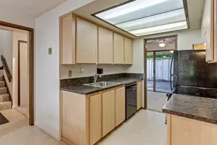 361 NE Village Squire Ave, Gresham, OR 97030 - Photo 22