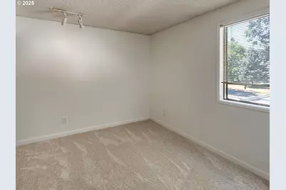 361 NE Village Squire Ave #4, Gresham, OR 97030 - Photo 34