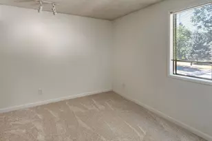 361 NE Village Squire Ave, Gresham, OR 97030 - Photo 34