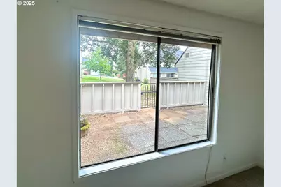 361 NE Village Squire Ave #4, Gresham, OR 97030 - Photo 14