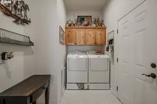 1894 Grape Loop, Sweet Home, OR 97386 - Photo 30