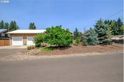 1894 Grape Loop, Sweet Home, OR 97386 - Photo 2