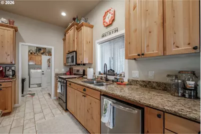 1894 Grape Loop, Sweet Home, OR 97386 - Photo 16