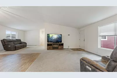 820 Fenwick St, Coos Bay, OR 97420 - Photo 8