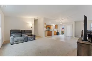 820 Fenwick St, Coos Bay, OR 97420 - Photo 2