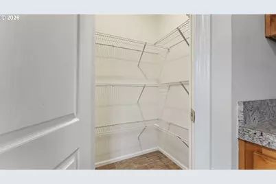 820 Fenwick St, Coos Bay, OR 97420 - Photo 6