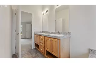 820 Fenwick St, Coos Bay, OR 97420 - Photo 20