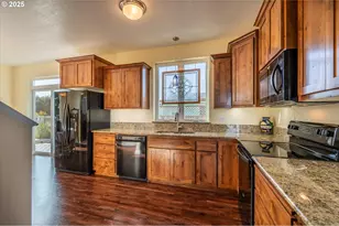 757 Newport Ave SW, Bandon, OR 97411 - Photo 14