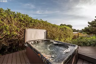 757 Newport Ave SW, Bandon, OR 97411 - Photo 12