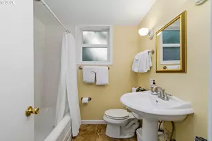 36725 N Hwy 101, Manzanita, OR 97130 - Photo 18