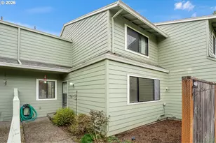 14807 SW 106th Ave, Portland, OR 97224 - Photo 2