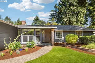 9942 SW 52nd Ave, Portland, OR 97219 - Photo 4