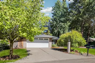 9942 SW 52nd Ave, Portland, OR 97219 - Photo 2